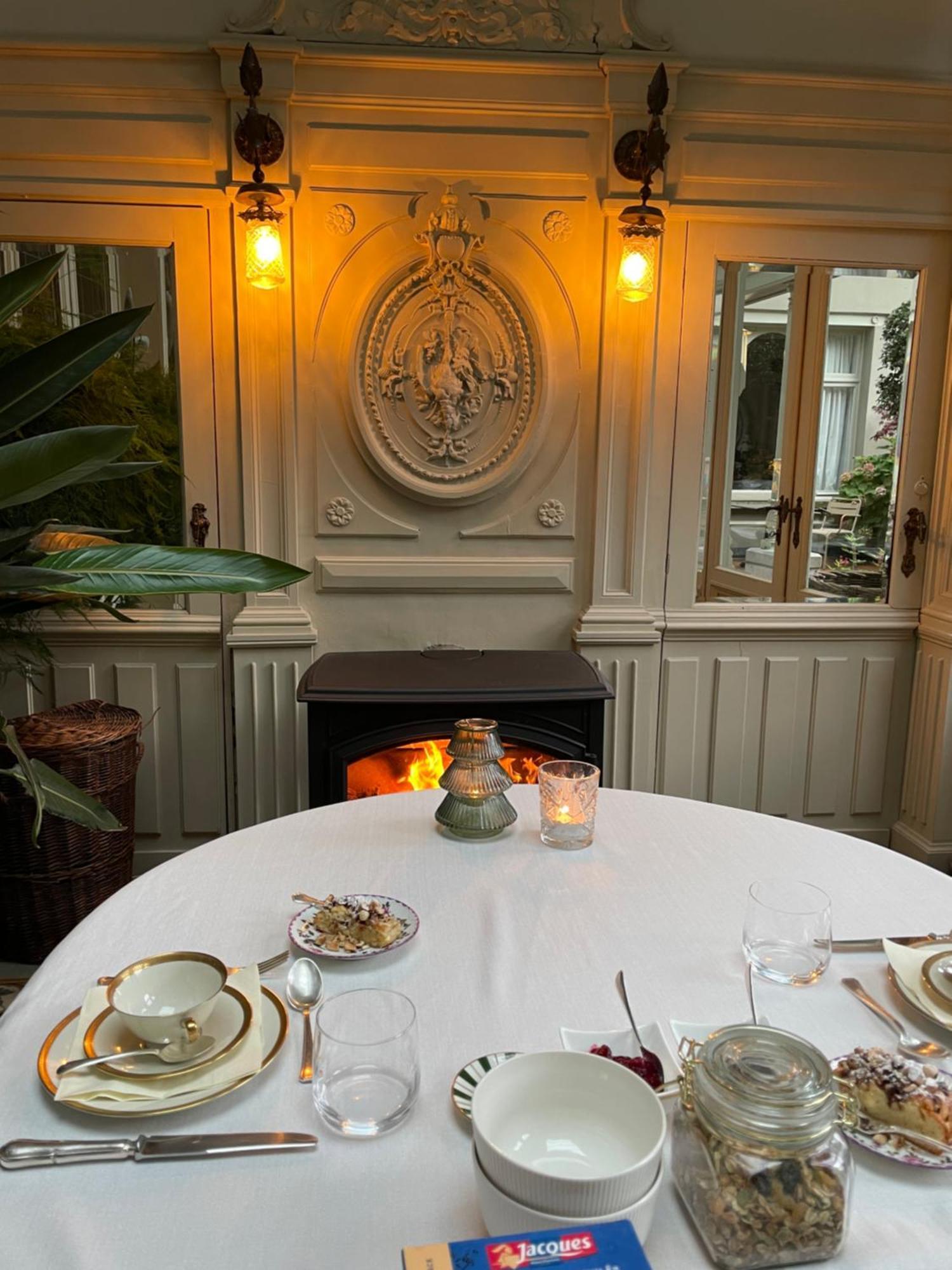 Huis Dujardin Bed&Breakfast アントウェルペン エクステリア 写真